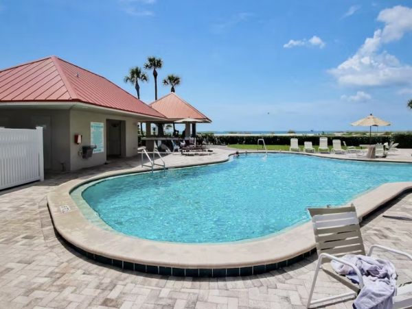 Gulf- Front Condo in Clearwater Beach - Your Perfect Coastal Retreat